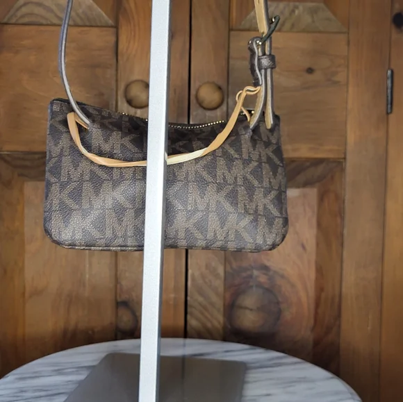 Michael Kors Belt Bag - Picture 6 of 13